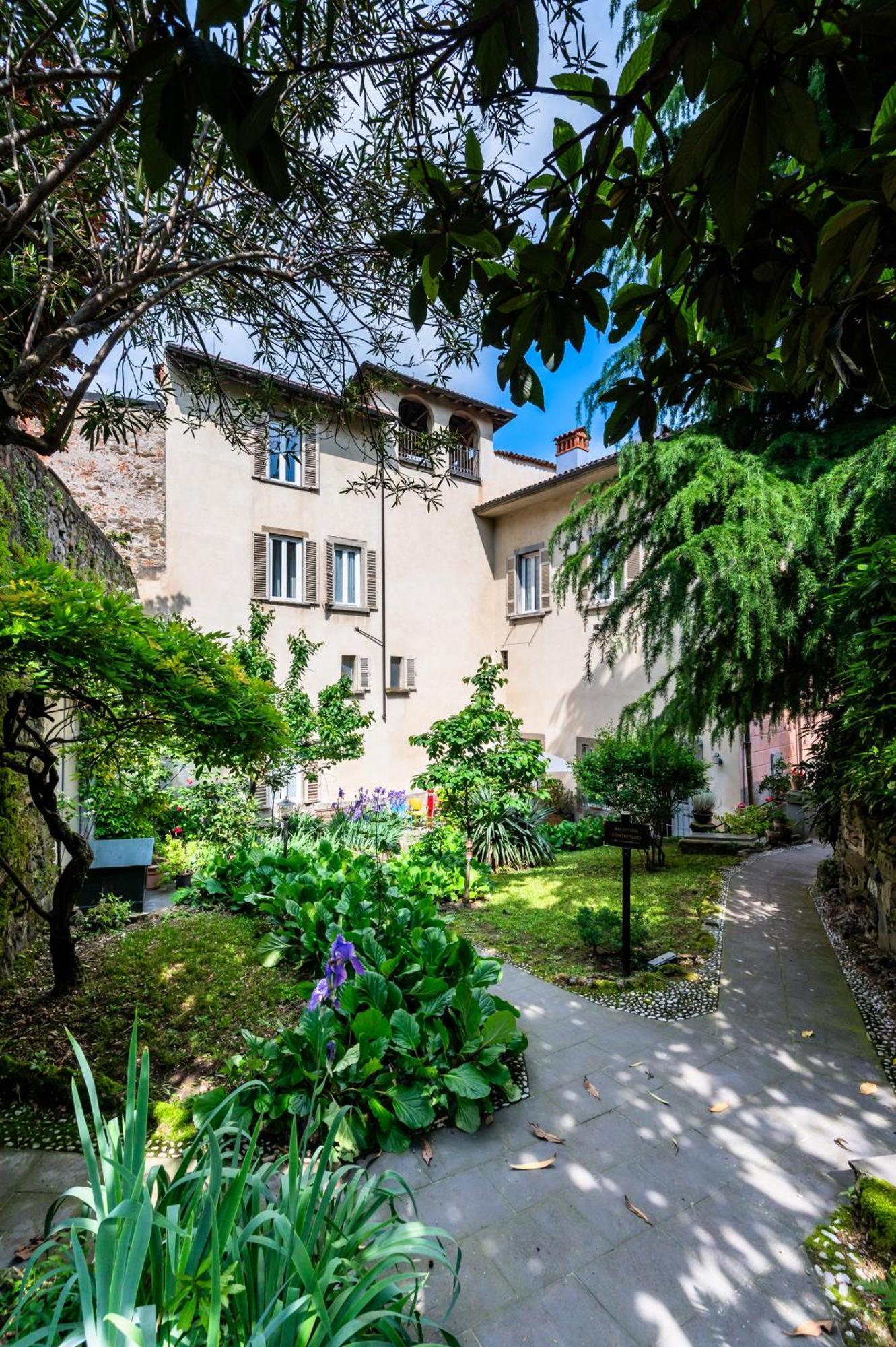 Palazzo Rivola Hotel Bergamo Luaran gambar